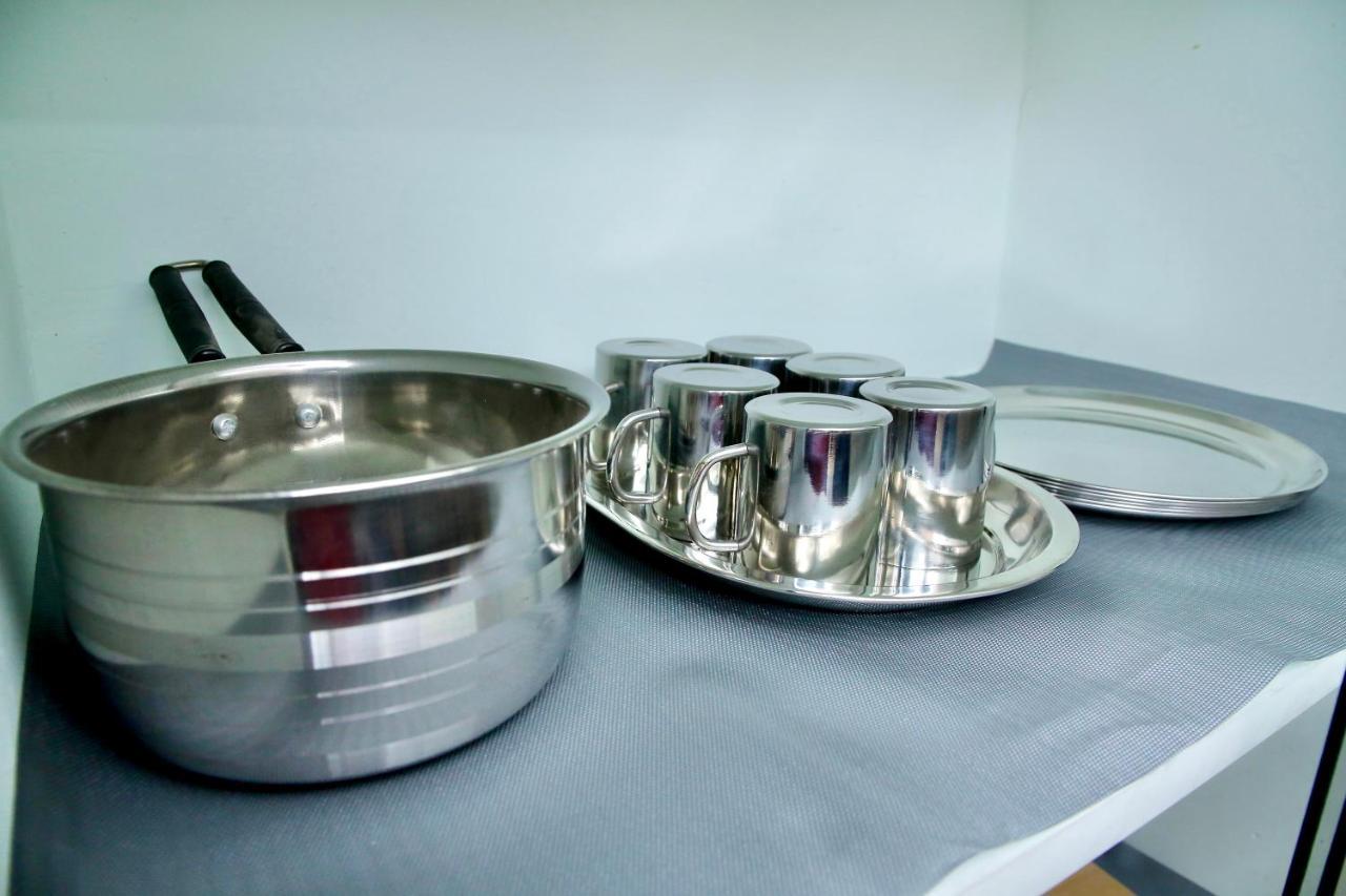 Truelife - Family Suites - Ps4 Veg Restaurant, On Way To Balaji Temple - 2Bhk Ac Apartments - Coffee Tea Milk - Super Fast Wifi, Kitchen, Smart Tv, Parking - Easy Access To Airport, Railway Station And To All Temples - Top Service With Lots Of Love Tirupati Extérieur photo